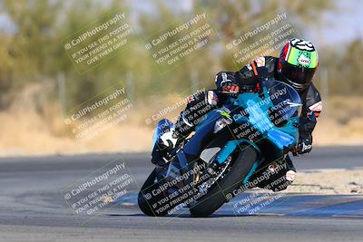 media/Jan-08-2022-SoCal Trackdays (Sat) [[1ec2777125]]/Turn 2 (150pm)/